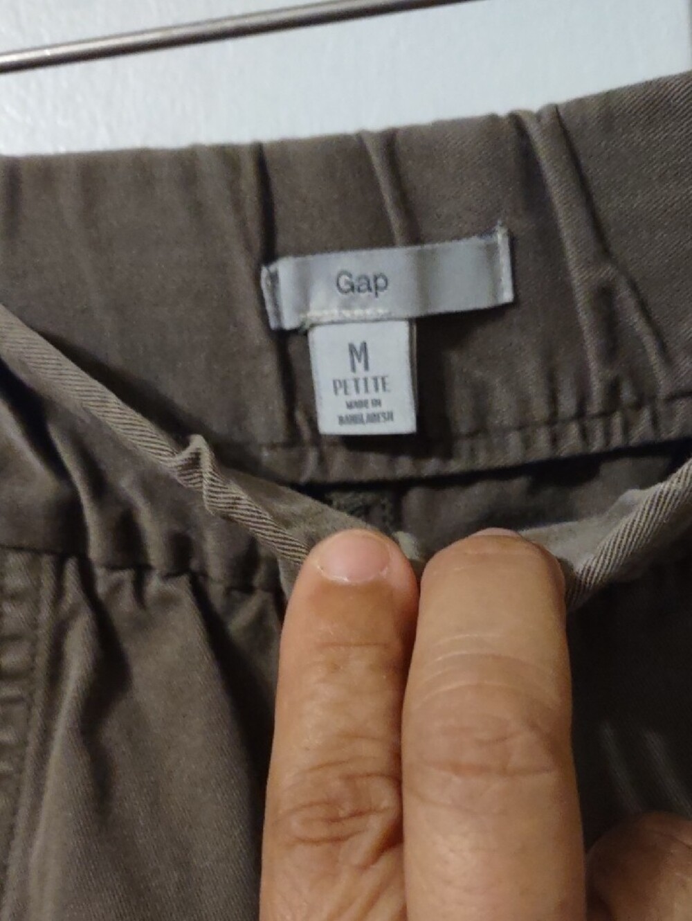 Gap Casual Elastic Waist Brown Jogger Pants Size M Petite - Picture 3 of 7
